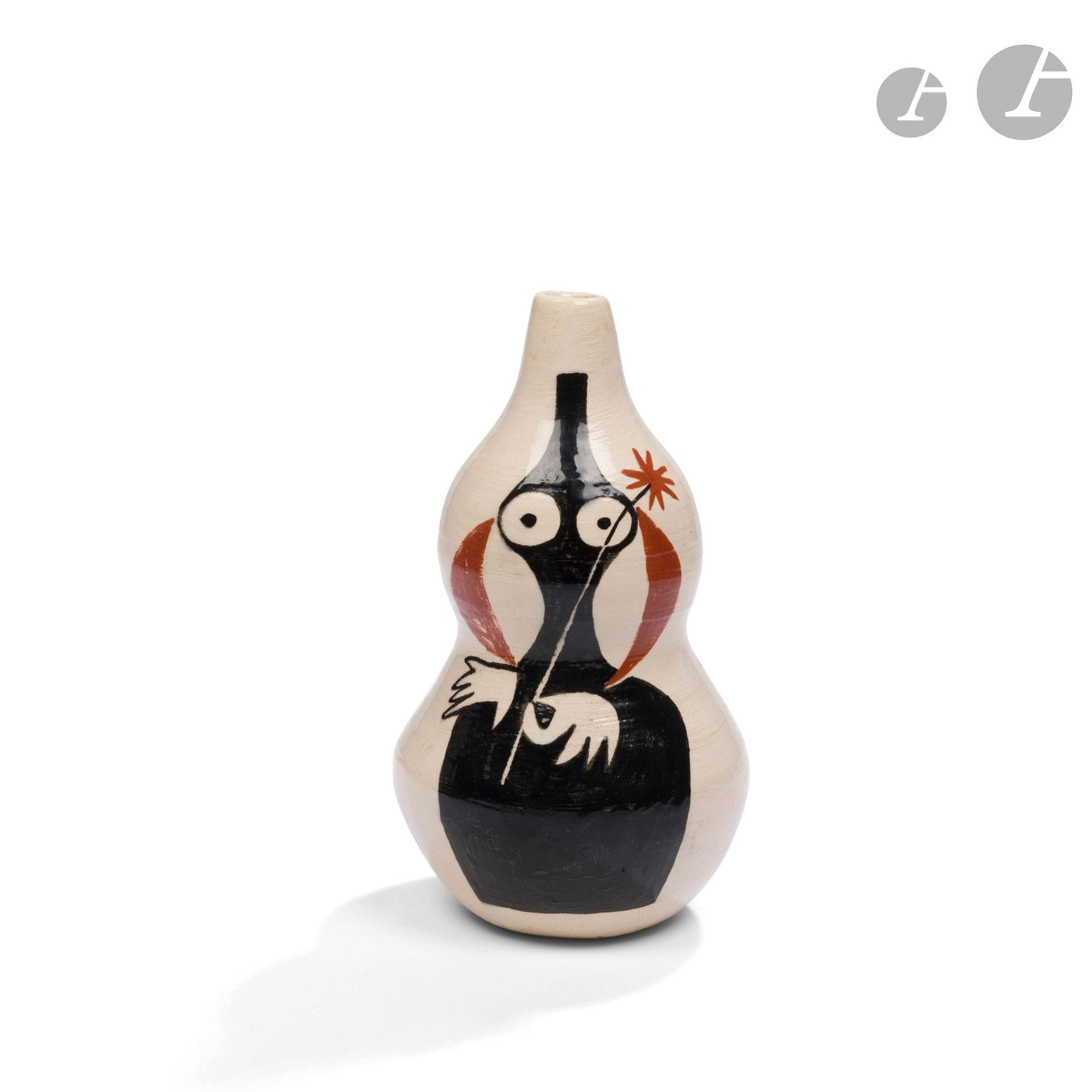 VALENTINE SCHLEGEL (1925-2021) & ANDRÉE VILAR-SCHLEGEL (1916-2009)
Sans titre, vers 1958
Vase ; initialement base d'une bouteille. Épreuve en terre de faïence rouge ; le décor (répété deux fois) traité polychrome aux engobes sur fond blanc. Présenté sans son bouchon d'origine. Signé V. SCHLEGEL et porte le monogramme A. V. sous la base. H. 23 cm

Bibliographie :
Hélène Bertin - Valentine Schlegel : je dors, je travaille - Éditions Futur et CAC de Brétigny, avec le soutien du Centre national des arts plastiques et de la Fondation de France, 2017. Légère variante, complète de son bouchon, reproduite page 038.