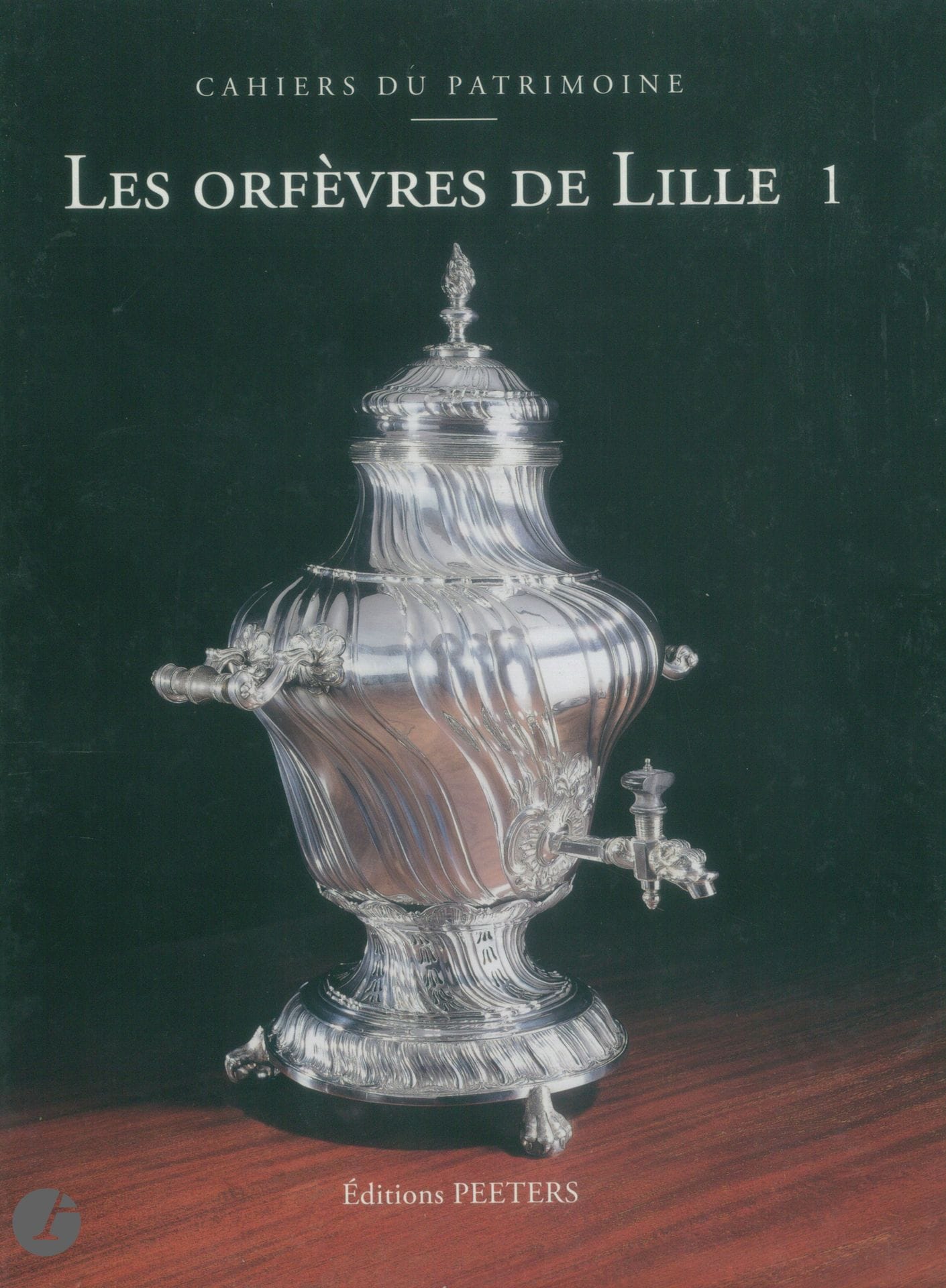 Deux volumes :
CARTIER Nicole
Les orfèvres de Lille I et II
Éditions PEETERS, 2007