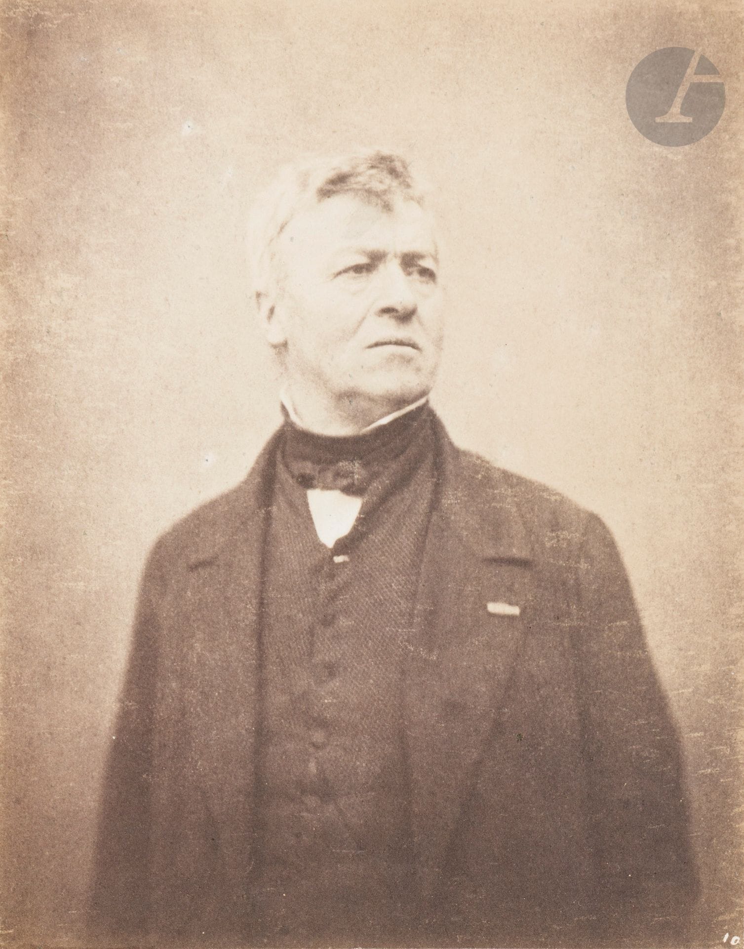Victor Laisné (1825-1897)
Jean-Baptiste-Camille Corot, 1853.
Épreuve sur papier salé, d’après négatif papier, contrecollée sur carton d’éditeur. Crédit du photographe, fac-similé de la signature du peintre, légende imprimée et timbre sec « Les artistes vivants » (partiellement visible) sur le montage en bas. 
20 x 16 cm

Provenance : 
Collection François Lepage, Paris. 

Cette épreuve provient de l’Histoire des artistes vivants français et étrangers de Théophile Silvestre, publiée sous cette forme, vraisemblablement en 1853.