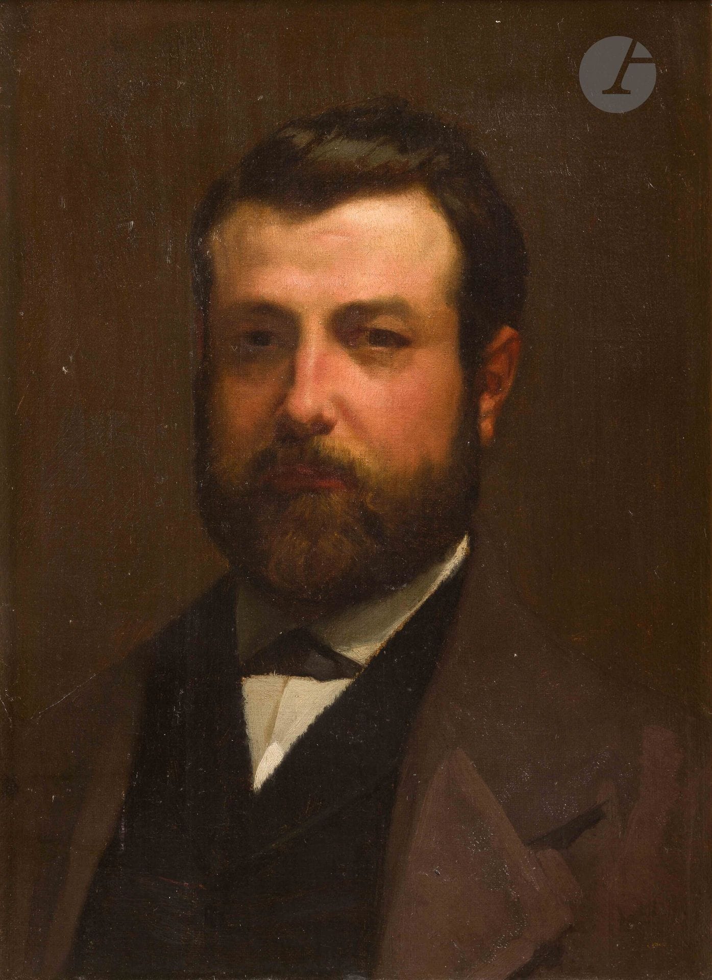 ÉCOLE FRANÇAISE DU XIXe SIÈCLE
Portrait d'homme barbu
Huile sur toile
Annotations illisibles au dos.
32,5 x 24,5 cm