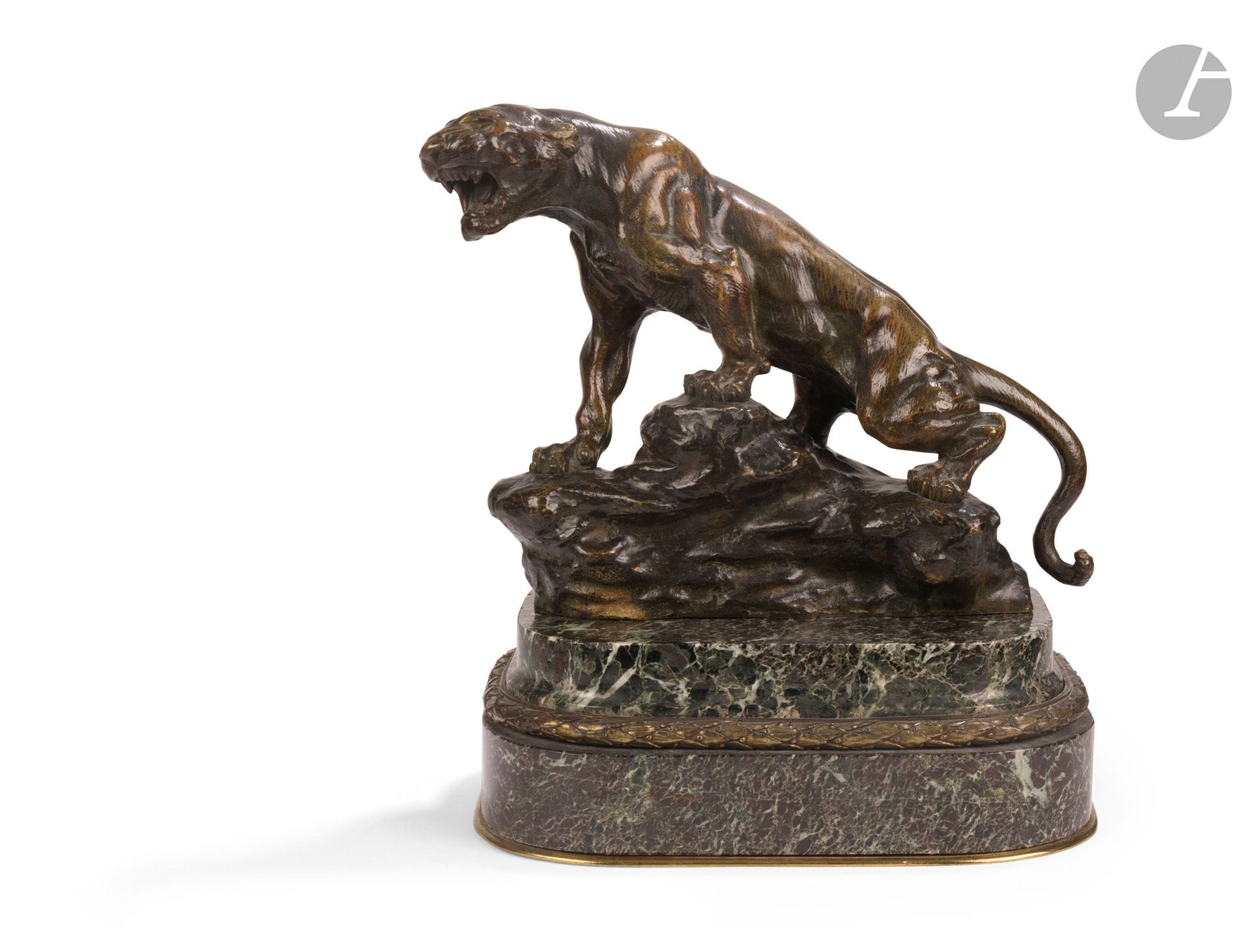 Thomas François Cartier (1879-1936) 
Roaring panther
Proof in patinated bronze.
Signed on the terrace, stamped "Paris. Vrai bronze garanti".
H. 21 cm, L. 26 cm
On a stepped sea-green marble base adorned with an ormolu frieze of laurel leaves.
Worn patina