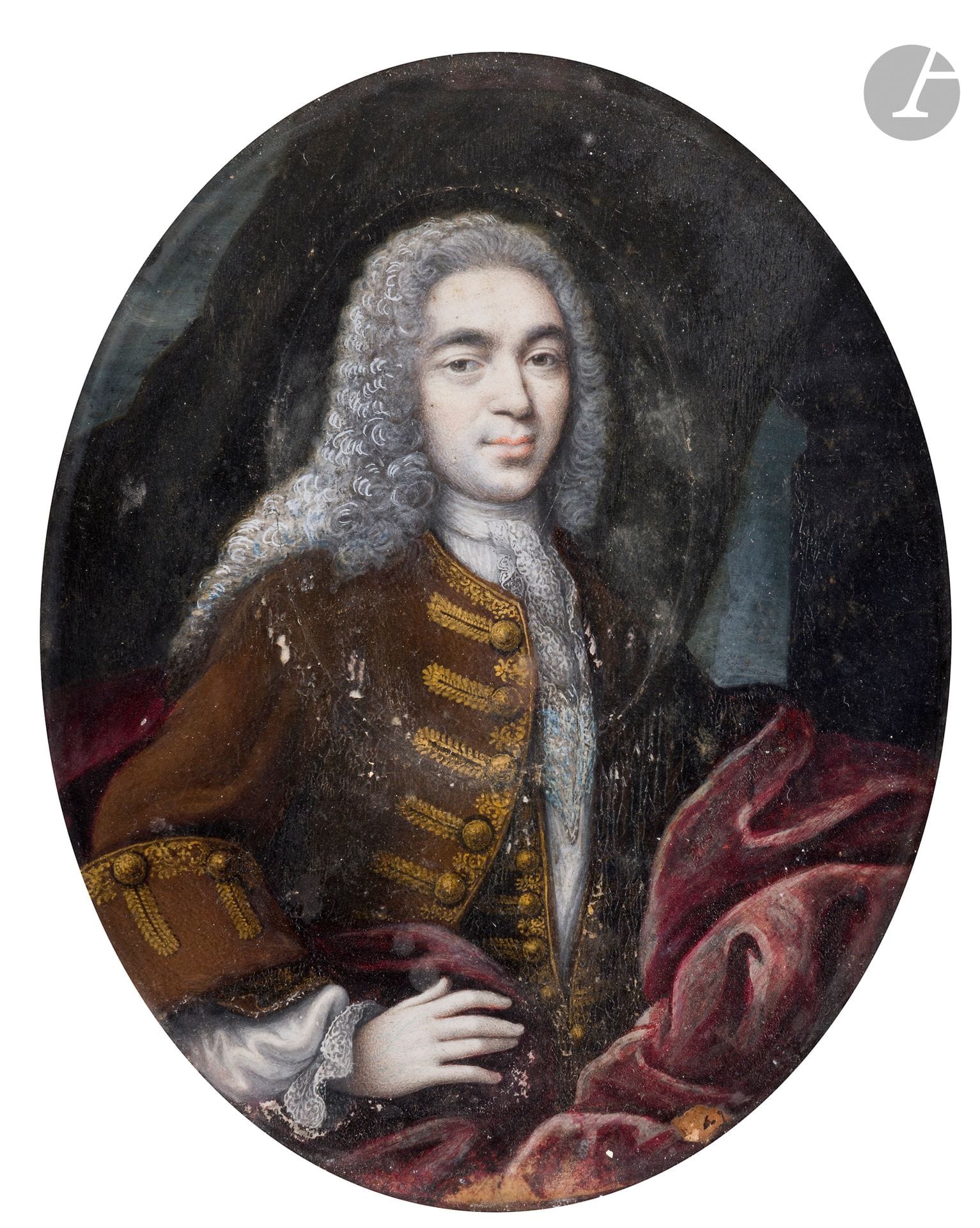 École française vers 1730
Portrait d'homme en veste brune et manteau vieux rose
Miniature sur parchemin
Cadre en chêne sculpté et doré, à la marguerite, d'époque Louis XIV
Dimensions d'origine : 7 x 5,5 cm ; porte une inscription ancienne au revers " Prince de Rohan "
15,5 x 12 cm
Petits manques et soulèvements