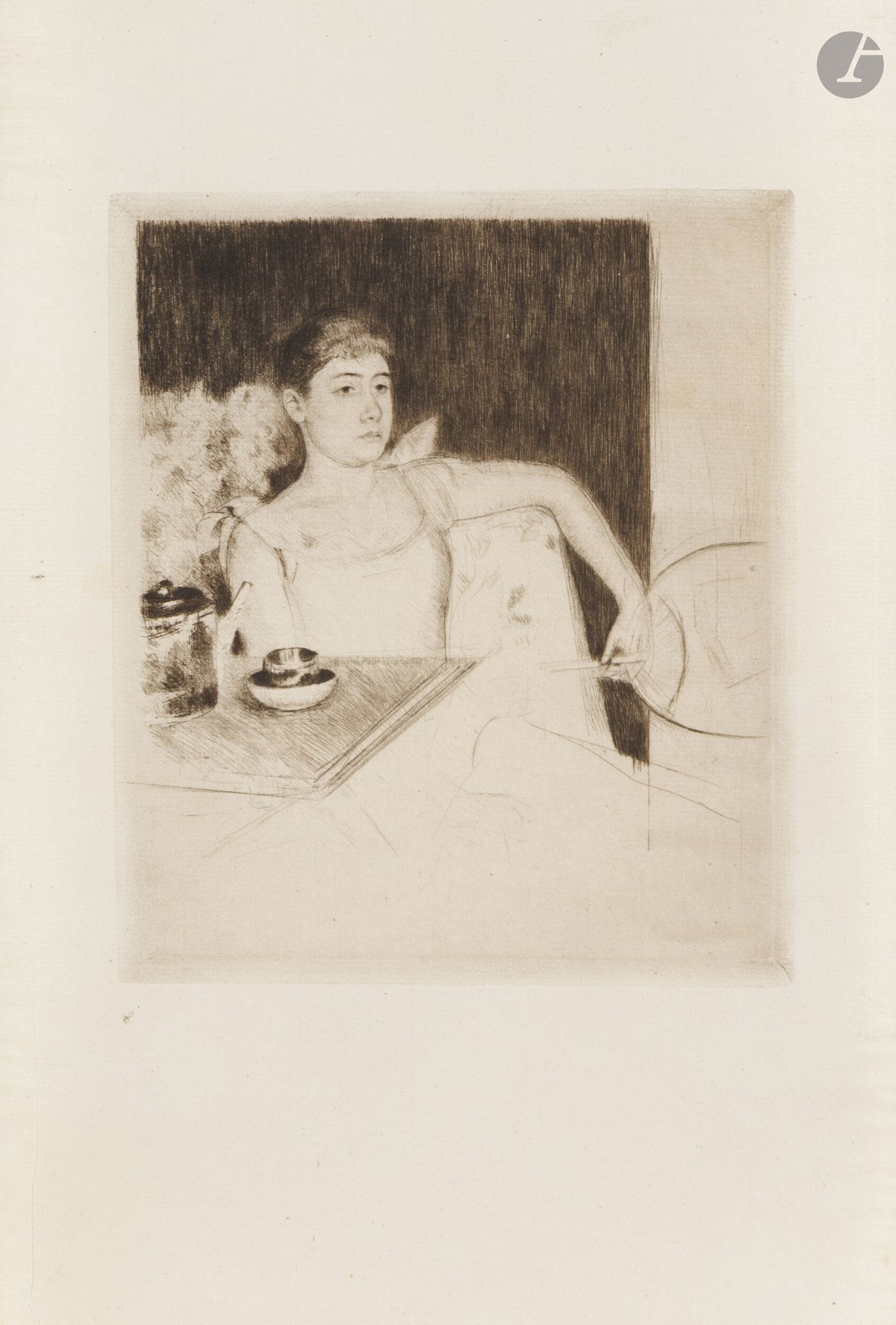 Mary Cassatt (américaine, 1844-1926)
Tea (Le Thé). Vers 1890. Pointe sèche. 150x180mm. Breeskin 133. Très belle épreuve tirée en noir bistré avec teinte de fond sur vergé crème mince (filigrane: écu avec figure, associé à Van der Ley). Annotation «J» au crayon dans l’angle inférieur gauche de la main de H. M. Petiet et numérotation de sa main: «n° 38». Friselis et traces de plis aux bords du feuillet. Toutes marges non ébarbées. 

Provenance:
Ambroise Vollard (1866-1939) puis Henri Marie Petiet (1894-1980).
