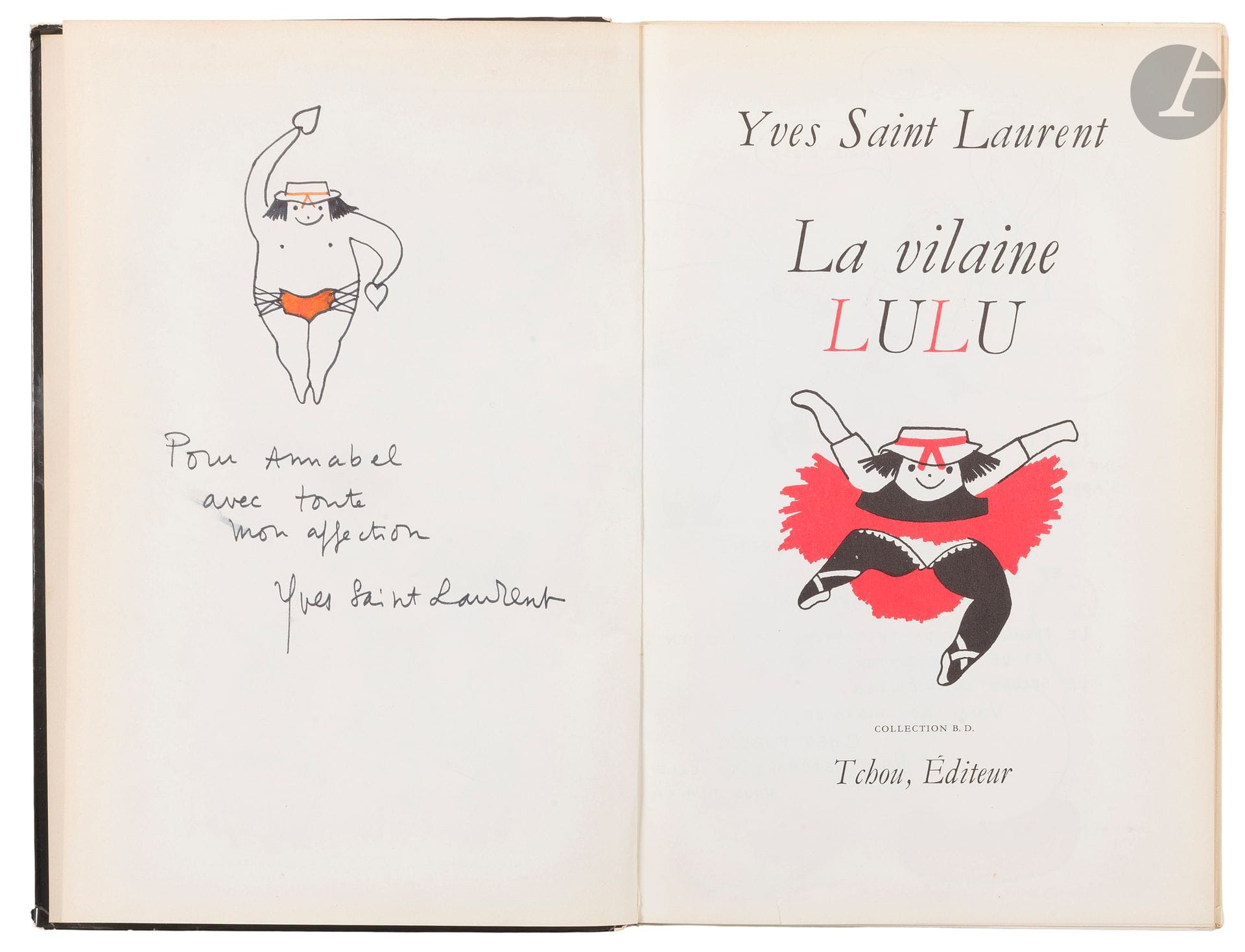 Yves SAINT-LAURENT (1936-2008). La vilaine Lulu (Tchou, 1967); in-fol., cartonnage accidenté.
Dédicace avec dessin à Annabel, première danseuse au Casino de Paris de 1970 à 1976: «Pour Annabel avec toute mon affection Yves Saint Laurent».
Le dessin original, en tête de cette bande dessinée, à l’encre noire et rouge, représente Lulu, portant le léger costume du «pas de deux» dessiné par YSL et porté par Annabel pour la revue Zizi je t’aime! au Casino de Paris.
On joint une photographie de 1973 représentant Annabel et Jorge Lago, dans leur pas de deux.