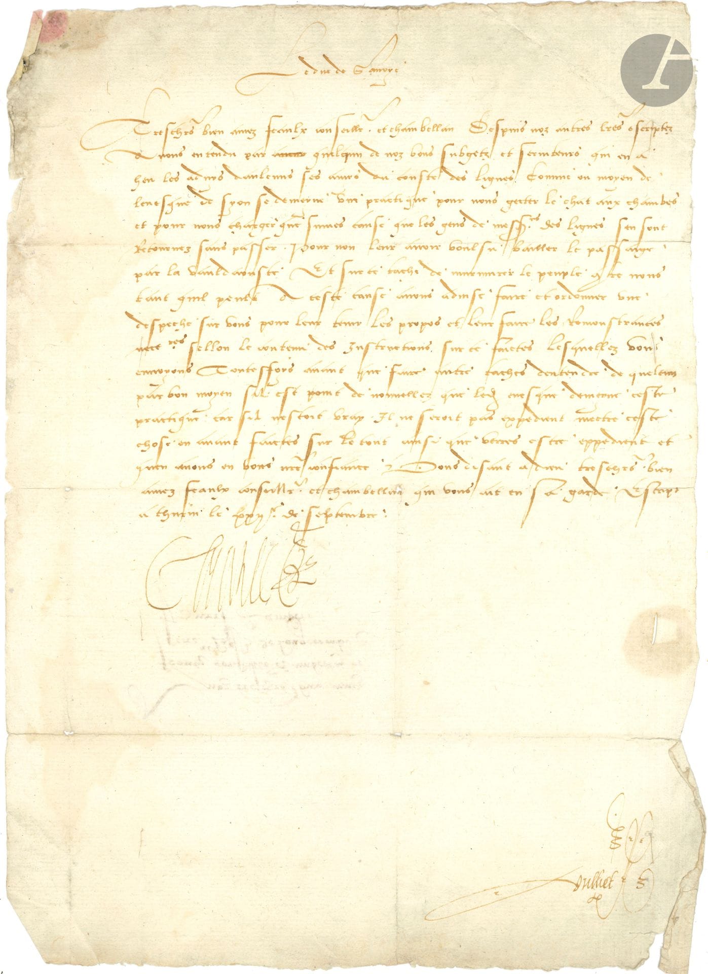 Charles II duc de SAVOIE (1486-1553). L.S., Turin 22 septembre, à ses chambellan et secrétaire le seigneur de Longecombe et Pierre Lambert; ¾ page in-fol., adresse au verso.
Sur les conflits avec les Ligues suisses et les intrigues de l’évêque de Sion. 
Il a appris «par quelquun de noz bons subjectz et serviteurs qui en a heu les advys daulcuns ses amys du couste des Ligues comme ou moyen de levesque de Syon se demeyne une practique pour nous getter le chat aux chambes [accuser faussement] et pour nous charger que sommes cause que les gens de messieurs des Ligues sen sont retournez sans passer pour non leur avoir voulsu bailler le passaige par la Vauldaouste. Et sur ce tache de murmurer le peuple contre nous tant quil peult. A ceste cause avons advisé faire et ordonner une despeche sur vous pour leur tenir les propos et leur faire les remonstrances necesseres sellon le contenu des instructions sur ce faictes lesquelles vous envoyons»…