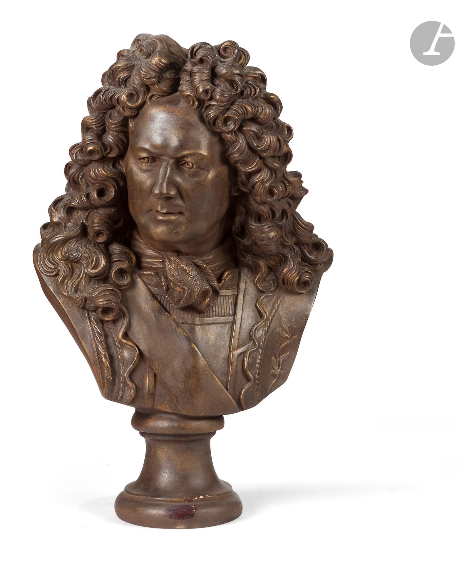 D'après Antoine COYSEVOX
Le Marquis de Vauban en buste
Plâtre patiné
H. : 61 cm
D'après l'épreuve d'atelier peut-être exécutée d'après le modèle du Salon de 1704 conservée au musée du Louvre
