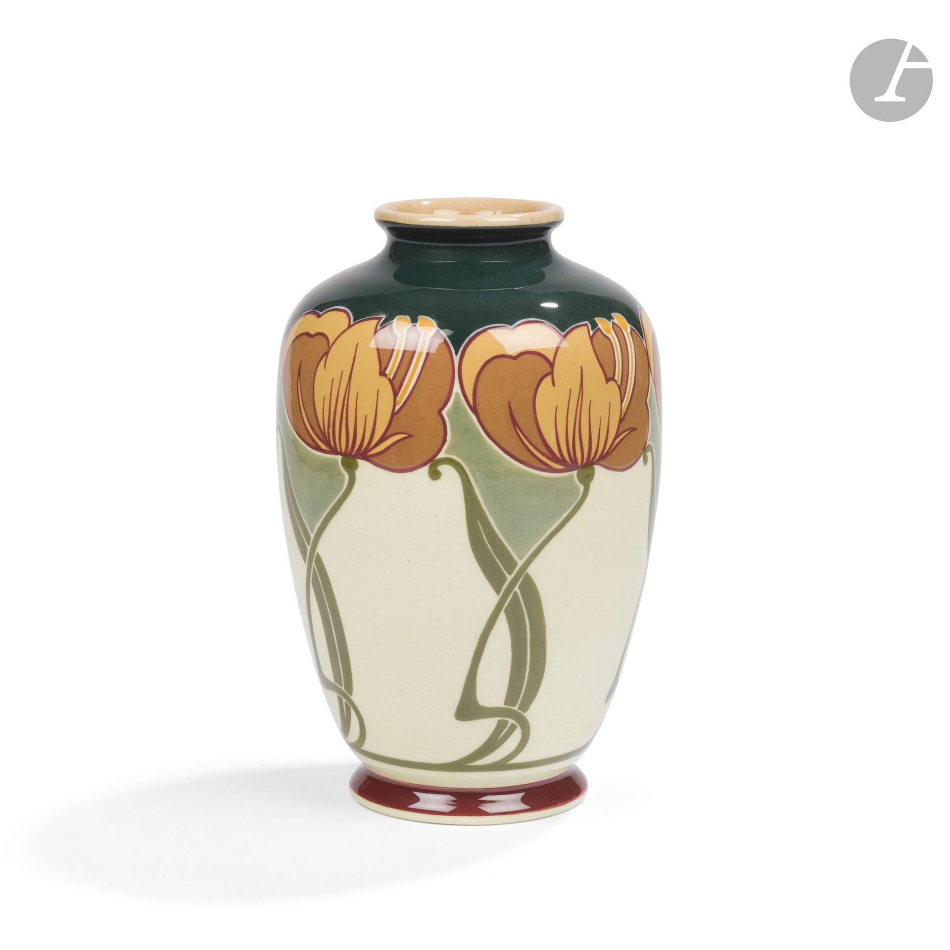 CARL SIGMUND LUBER (1868-1934) & MANUFACTURE NORICA (FONDÉE PAR JOHANN VON SCHWARZ)
Papavéracées 
Vase balustre à col légèrement évasé. Épreuve en céramique émaillée polychrome; le décor titre tournant. Marqué du tampon de la manufacture sous la base. H. 23 cm
Bibliographie : 
Wolfgang König et Rudolf Weichselbaum – Carl Sigmund Luber – Leben und Werk als der Jugendstilkeramik von Johann von Schwarz, 1896-1906 / His Life and Works as Artist for the Art Nouveau Ceramics of Johann von Schwarz, 1896-1906 – Catalogue de l’exposition itinérante organisée à Boizenburg (16 septembre 2006 – 15 février 2007) ; à Frechen (4 mars – 28 mai 2007) ; à Munich (16 janvier – 16 février 2008), Koenig-Weichselbaum Verlag, Einbeck, 2006. Des modèles de forme identique, à variante de décor, reproduits page 159.