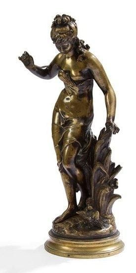 Auguste MOREAU (1834-1917)
Femme à la gerbe Epreuve en bronze doré. Signée. H.: 46 cm.
