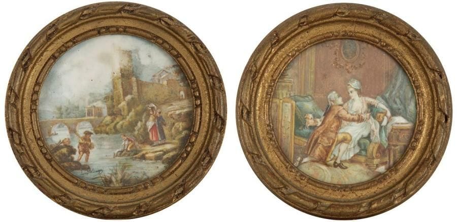 Scène galante dans un boudoir, dans le goût du XVIIIe siècle
Paysage animé près d'une rivière (mouillures) Miniatures sur ivoire, début XXe siècle, la seconde signée à gauche Em Stelinger (?) Diam 6,1 cm et 6,6 cm Cadres dorés, D. 9 cm et 9,3 cm