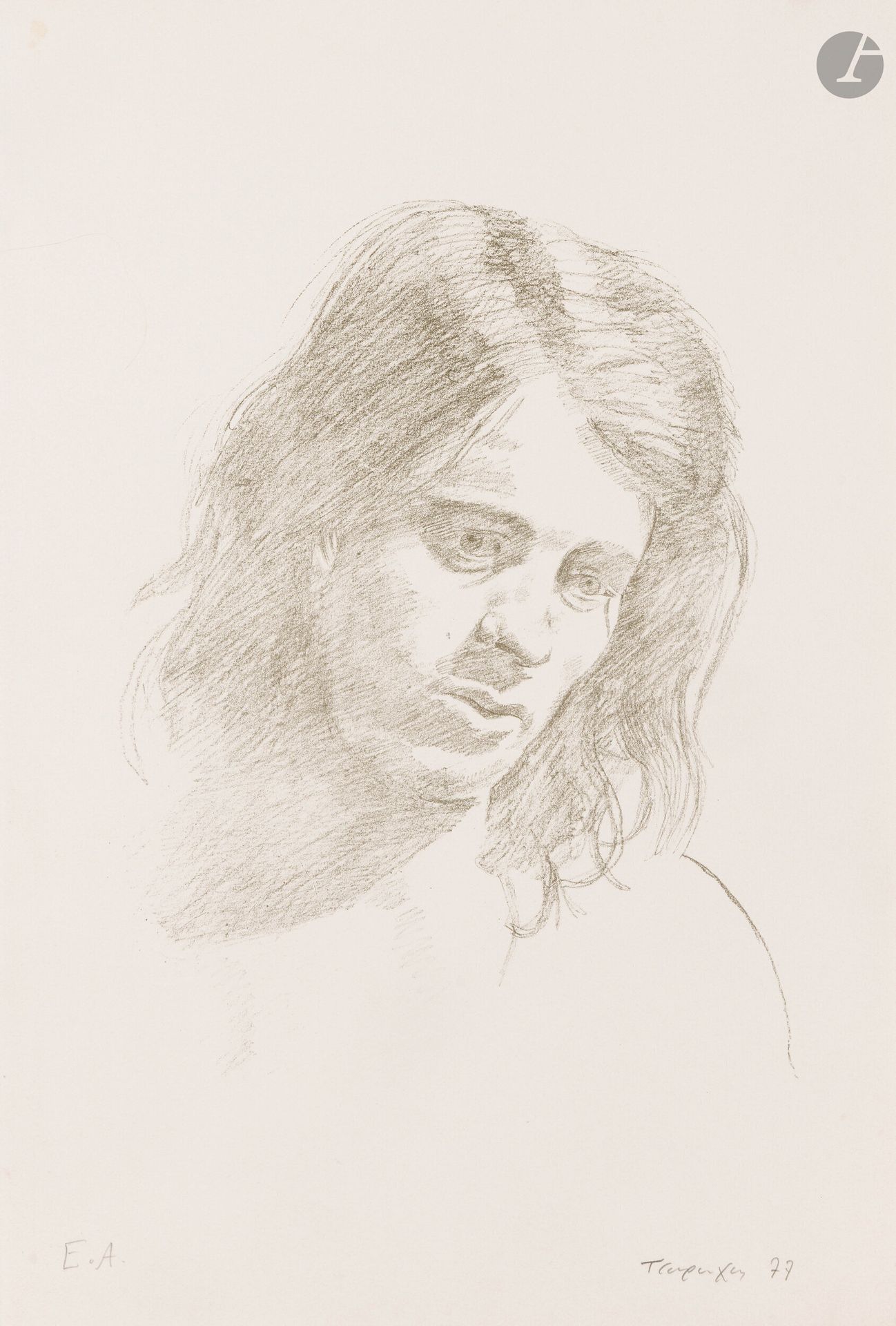 Yannis Tsarouchis (grec, 1910-1989) 
Portrait de jeune homme. 1977. Lithographie. 290x360mm. Très belle épreuve sur vélin crème, justifiée «E.A.», signée et datée au crayon. Court pli cassé au bord inférieur du feuillet. Toutes marges.