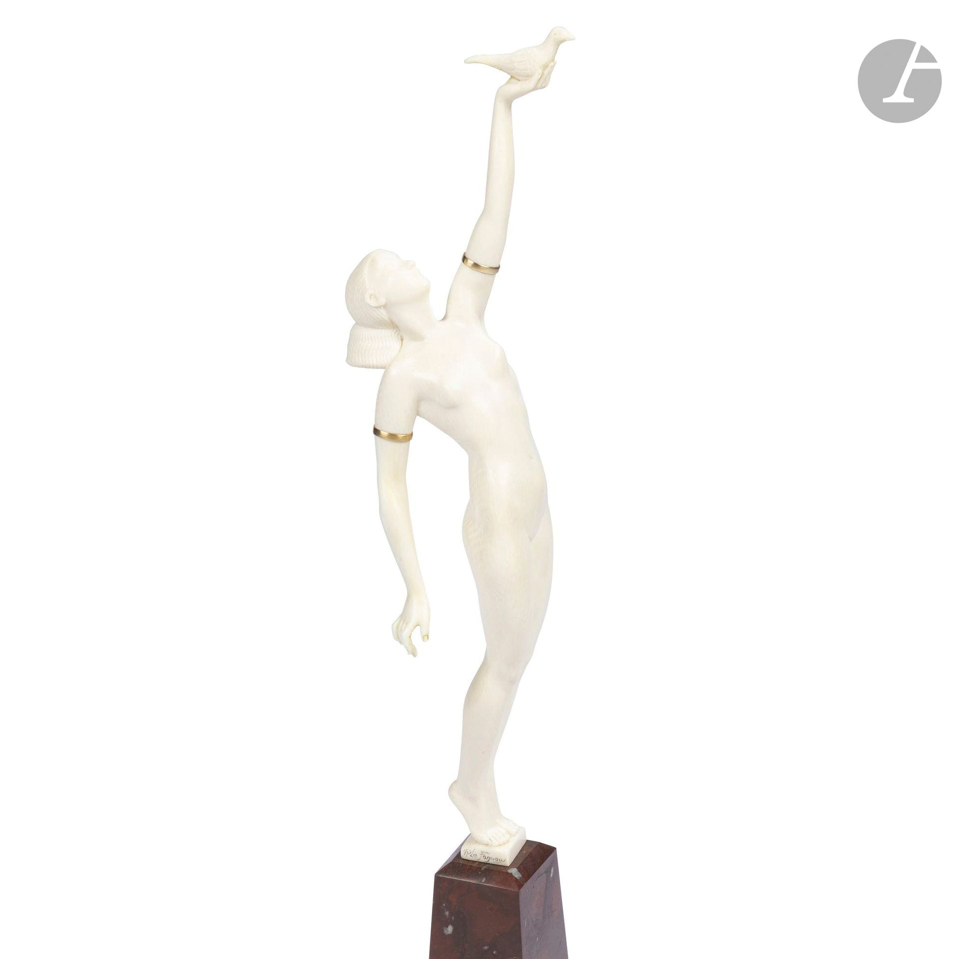 PIERRE LE FAGUAYS (1892-1962) 
Message of love, le modèle conçu vers [1925-1930]
Sculpture. Épreuve en ivoire finement sculpté ; les bracelets de bras en laiton doré. Édition ancienne des années 1930. Le socle en forme d’obélisque en marbre. Signé P.LE FAGUAYS sur la tranche de la petite terrasse en ivoire. H.sculpture seule : 30 cm - H.avec socle : 49 cm 

Ce lot est accompagné de son certificat intracommunautaire CIC, uniquement valable pour sa circulation à l’intérieur de la Communauté Européenne.

Bibliographie :
Bryan Catley - Art Déco and other Figures - Editions Antique Collectors’ Club. England 1978. Une épreuve identique à notre œuvre reproduite page 194.