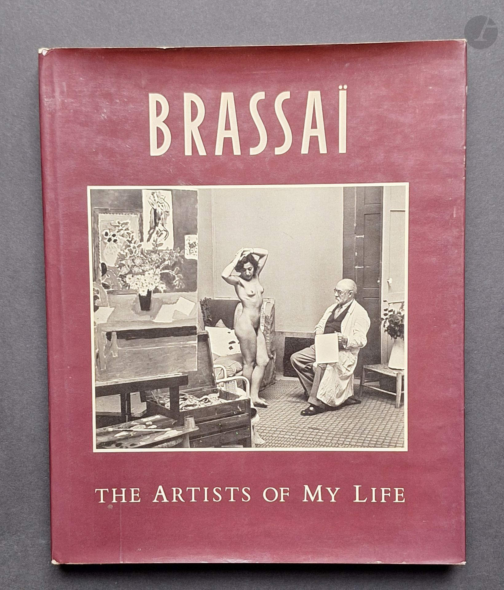 BRASSAÏ (GYULA HALÀSZ, DIT) (1899-1984) [Signé]
The artists of my life.
The Viking Press, New York, 1982.
In-4 (29,5 x 24 cm). Édition originale américaine, dédicacée et signée par Brassaï en 1982. 224 pp. Reliure en tissu sous jaquette illustrée.