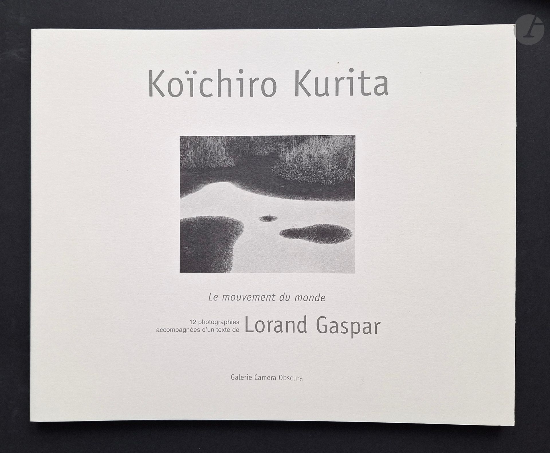 KURITA, KOICHIRO (1943) [Signed]
The movement of the world.
Galerie Camera Obscura, 2001.
In-4 (24 x 29 cm). First edition. Text by Lorand Gaspar. 270 numbered and signed copies. Leaves in publisher's slipcase.