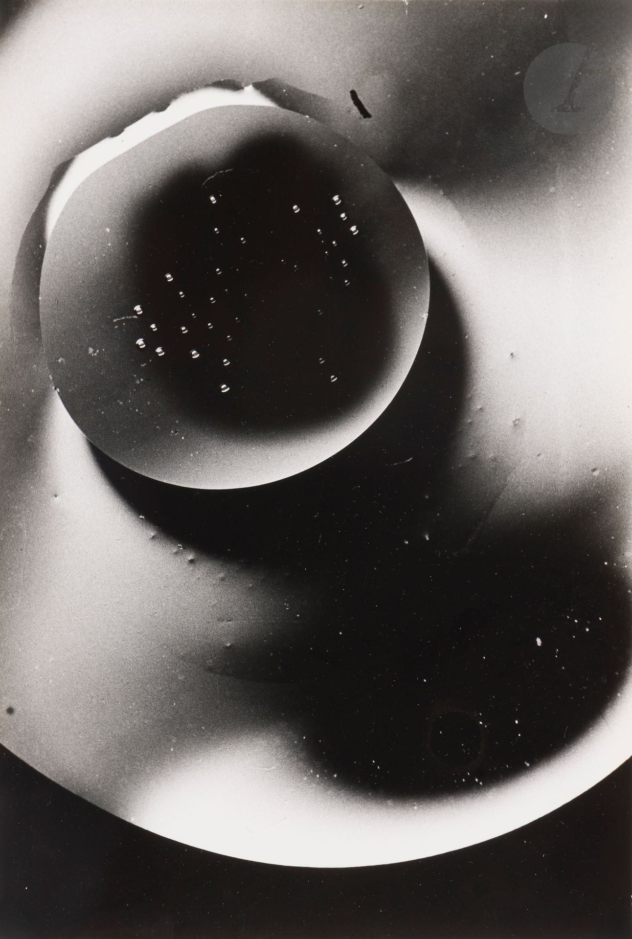 György Lőrinczy (1935-1981) 
Substances, 1967. 
Vintage silver print, signed in pencil, annotated "Mühely" and dated in ink on verso. 
24.2 x 16.2 cm