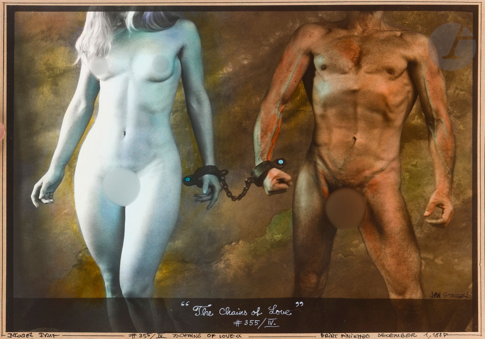 Jan Saudek (1935)
The chains of Love, #355 / IV, 1987. 
Épreuve argentique d’époque, rehaussée de couleurs, signée à l’encre en bas à droite et titrée en blanc au centre. Annotation « Model print - #355 / IV Chains of Love - Printed finished December 1, 1887 » à l’encre sur la bande kraft. 
Image : 20 x 28 cm - Feuille : 23,5 x 29,5 cm
