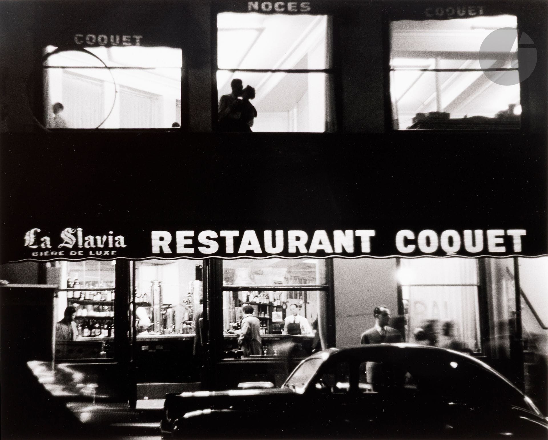 Sabine Weiss (1924-2021)
Restaurant Coquet. Paris, 1953. 
Silver print (c. 1990), signed in ink in the lower right margin. 
Image: 24.2 x 30 cm
Sheet: 30.5 x 40.5 cm 

Bibliography
Jean Vautrin, Sabine Weiss, Paris, Éditions de la Martinière, 2003, p. 63.