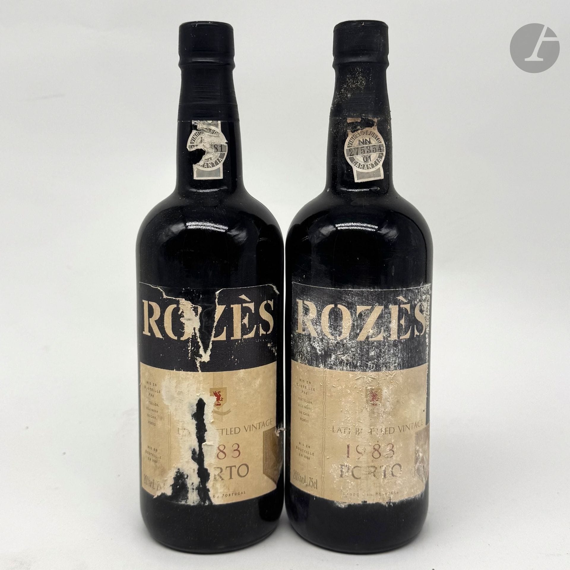 2 B PORTO LATE BOTTLED VINTAGE (Caisse Bois d'origine) (1 e.t.a. ; mise en bouteille en 1988), Rozes, 1983