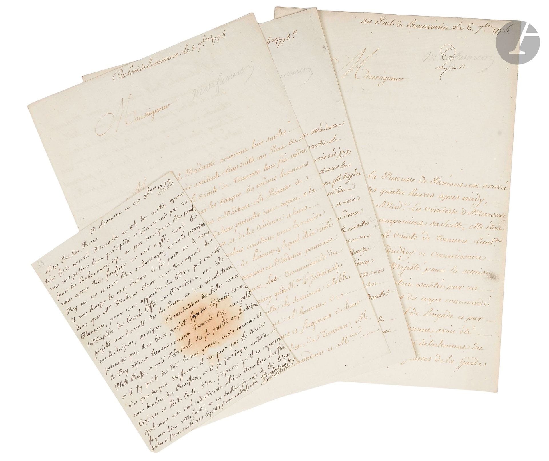 MARIE-clotilde de France. L.A.S., Livourne 25 septembre 1799, à son beau-frère le duc de Maurienne ; 1 page in4 (lég. tache).

Intéressante lettre sur sa fuite du Piémont devant les troupes françaises. La lettre est écrite de la part de son époux «encore bien endommagé» par la traversée précipitée qu’ils viennent de faire en quittant le Piémont. M. Windham est venu tout exprès de Florence «pour nous apporter des lettres qui ont été interceptées du Consul Coffin au Directoire, ou il projette une descente de la Corse, et une révolution en Sardaigne, quoique l’arrestation de Sullis nous persuade que tous leurs projets sont déjouées, neanmoins le Roy ayant heureusement trouvés icy, une petite flotte russe, a prié l’amiral [Sovarow] de se porter en Sardaigne[...] mais comme il n’a que de gros vaisseaux, il ne peut pas se tenir aux bouches de Boniface, et il se partage entre Cagliari et Porto Conti»...

On joint 3 l.s. par Pajot et par le comte de Tonnerre, 6-8 septembre 1775, sur l’arrivée de la nouvelle princesse de Piémont à Pont-de-Beauvoisin: compte rendu sur les cérémonies, les présentations, la première entrevue des nouveaux époux, l’arrivée de Monsieur et Madame [le comte de Provence et Joséphine de Savoie, sœur de Charles-Emmanuel IV], etc. (9p. infol.).