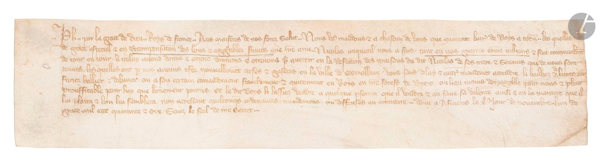 PHILIPPE VI (1293-1350) Roi de France, premier roi de la dynastie des Valois. Charte en son nom, Asnières 10 novembre 1346 ; parchemin oblong in-8 (6,5 x 29,3 cm).

Mandement «aux maistres de nos forez» pour faire délivrer, «en recompensation des bons et agreables services que nostre ame Nicolas Anquetil nous a fais, tant en nos guerres comme ailleurs et fait continuellement de jour en jour», du bois pris «en nostre forest de Byere» ou autre, pour «la refection des maisons du dit Nicolas de ses mere et seveurs» qui ont «este nouvellement arses et gastees en la ville de Cormollain [Cormolain, Calvados]»…
