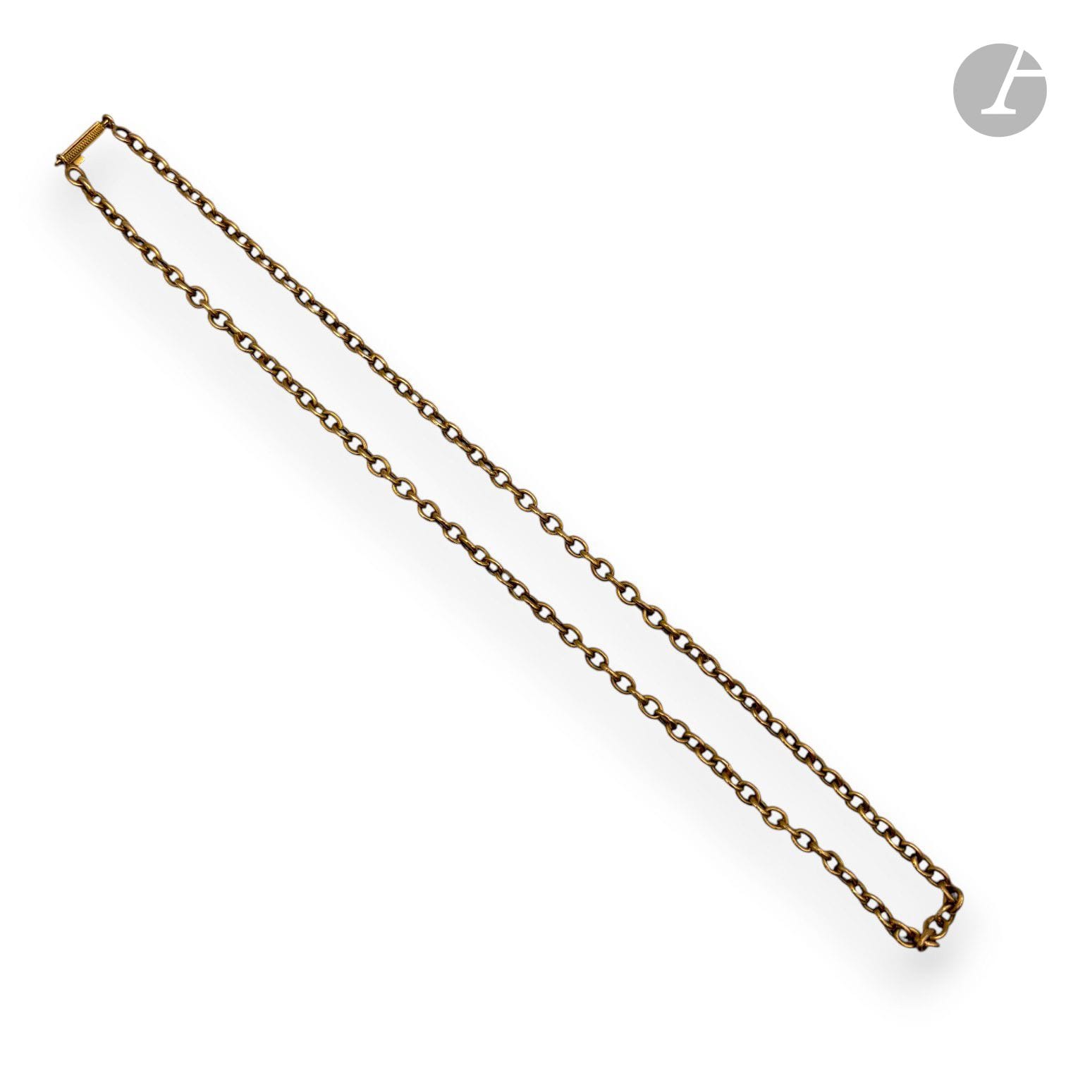 Une chaîne en or 750/°°°. 
Poids net : 6.5g

FRAIS DE VENTE : 8% HT