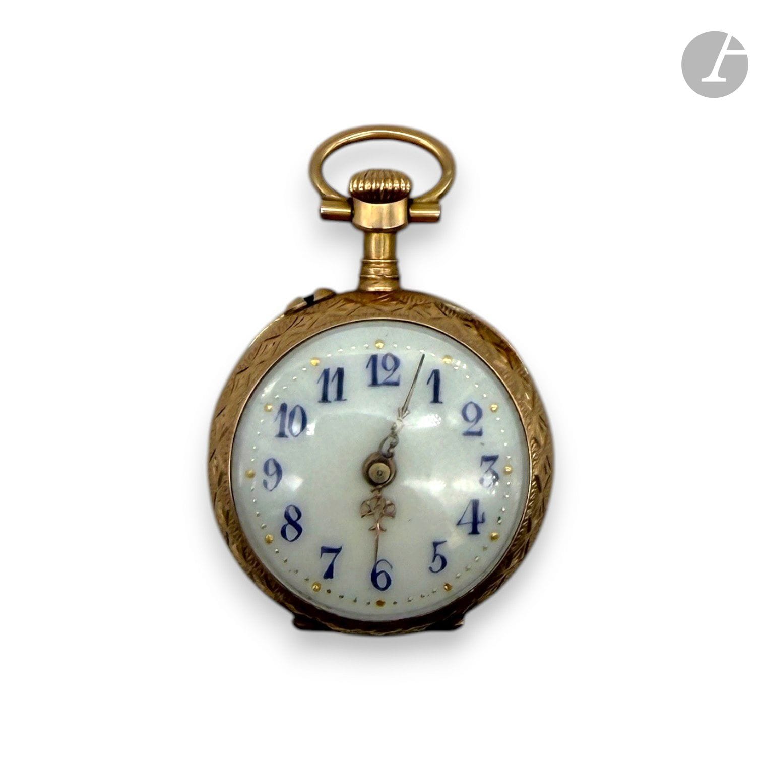 Montre de col en or 750/°°° émaillée de bleu et sertie de petites pierres, ciselée de motifs décoratifs.
Cuvette en or 750/°°°.
Poids brut : 12.6g

FRAIS DE VENTE : 8% HT