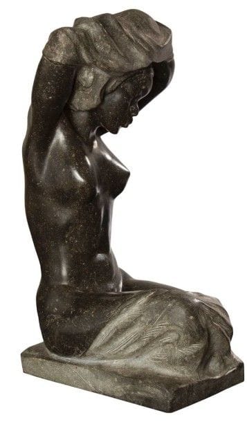 Arthur DUPAGNE (1895-1961)
Torse Lunda, pièce unique
Sculpture à la taille directe en granit noir.
Signée A. DUPAGNE sur l’arrière de la terrasse.
Hauteur : 62 cm
Provenance :
Collection M. X. Paris, œuvre acquise lors de la vente Art africaniste organisée par l’étude Ader – Picard – Tajan le 
6 novembre 1987 à l’Hôtel Drouot Paris