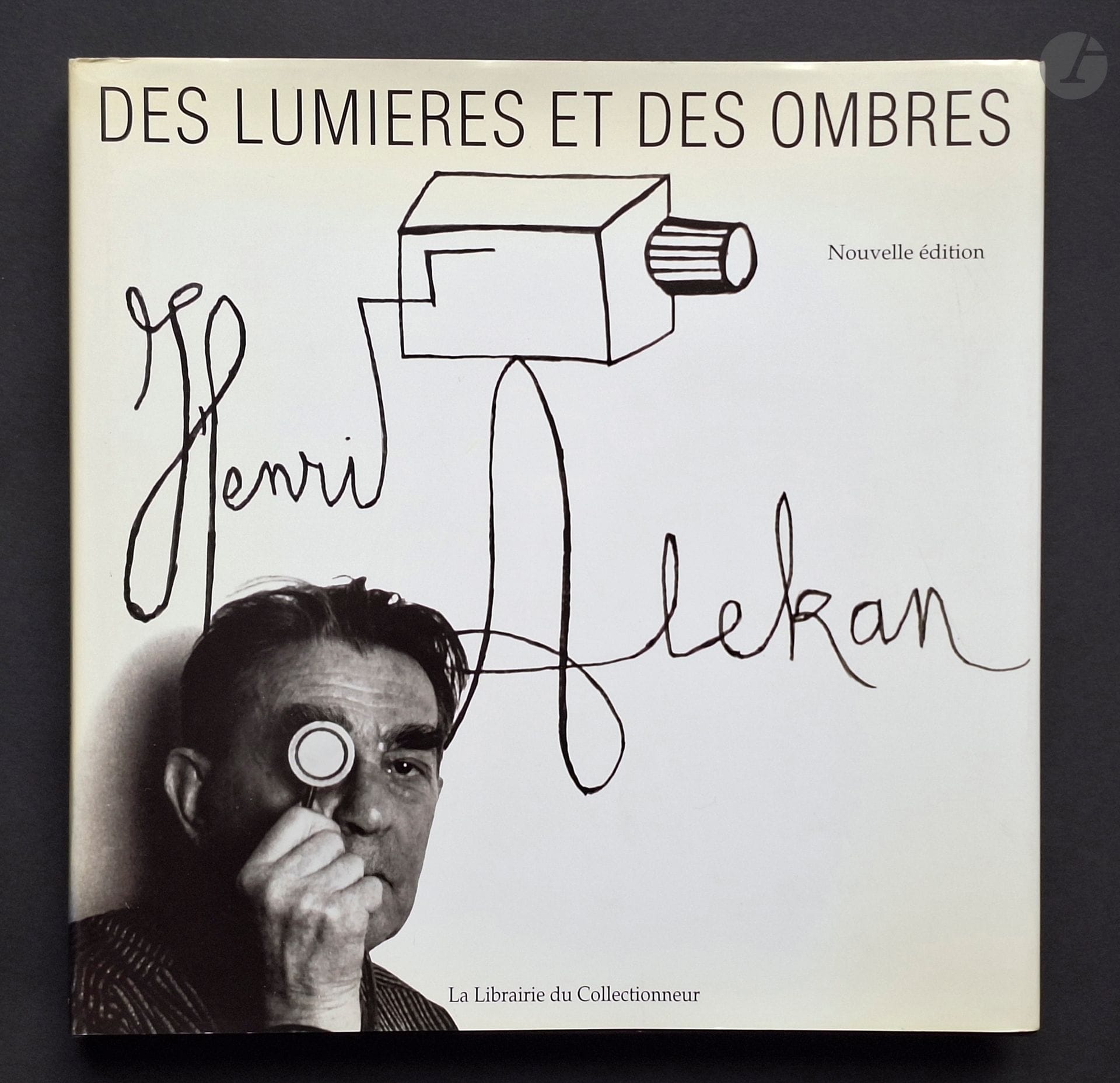 ALEKAN, HENRI (1909-2001)
Des lumières et des ombres.
La librairie du collectionneur, Paris, 1991. 
In-4 (29,5 x 29,5 cm).Nouvelle édition reliée. 292 pages. Reliure d'éditeur toilée avec titre en creux au dos et sur la couverture en caractères dorés sous jaquette illustrée.