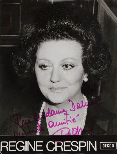 MUSIQUE. 17 lettres ou pièces, la plupart L.A.S., adressées à Jean Darnel.
Pierre Barbizet (2, 1976), Régine Crespin (et photo dédicacée), Philippe Entremont (1953), Bernard Gavoty (sur la menace d’être renvoyé du Figaro, 1975), Vlado Perlemuter (1995), Henri Sauguet, Maurice Thiriet (9, 1965-1969, belle et intéressante correspondance). On joint 3 documents concernant Jacques Thibaud.