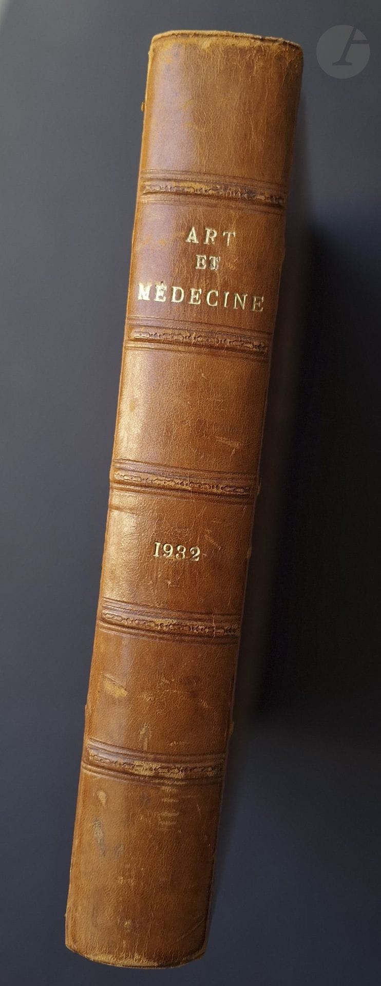 KERTESZ, ANDRÉ (1894–1985)
Art et Médecine 1932
10 monthly issues, bound together in a single volume.
Book; half-leather binding with 5 raised bands; title in gold on the spine. A collection of the 1932 issues of *Art et Médecine*.
With photo essays by 
January: André Kertesz; André Steiner
February: René Zuber; Germaine Krull; André Kertesz
March: Germaine Krull (Marseille); André Caillaud
April: André Kertesz (Lyon; cats)
May: François Kollar
June: Roger Schall; Germaine Krull
July: André Kertesz
October: André Kertesz
November: André Kertesz
December: Roger Schall