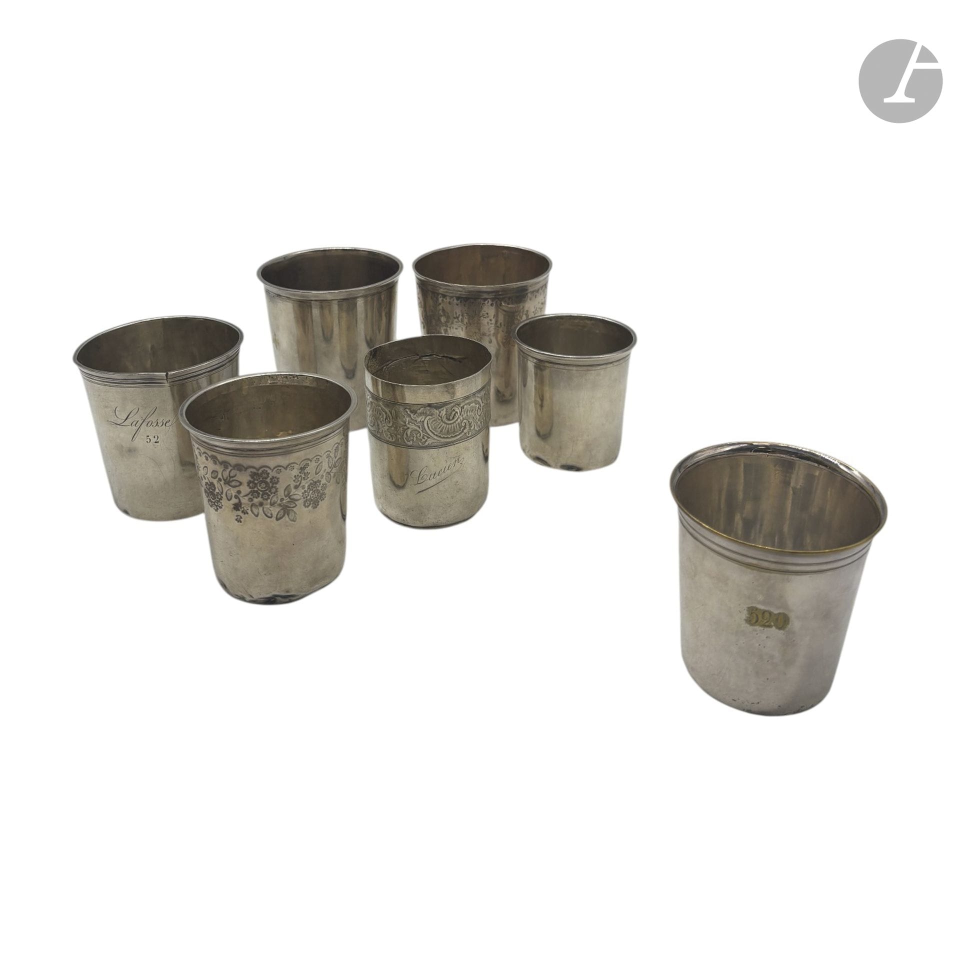 Lot de six timbales en argent 950°/°°. 
Poids net : 460,6 g

On joint une timbale en métal.

FRAIS ACHETEUR 20% TTC