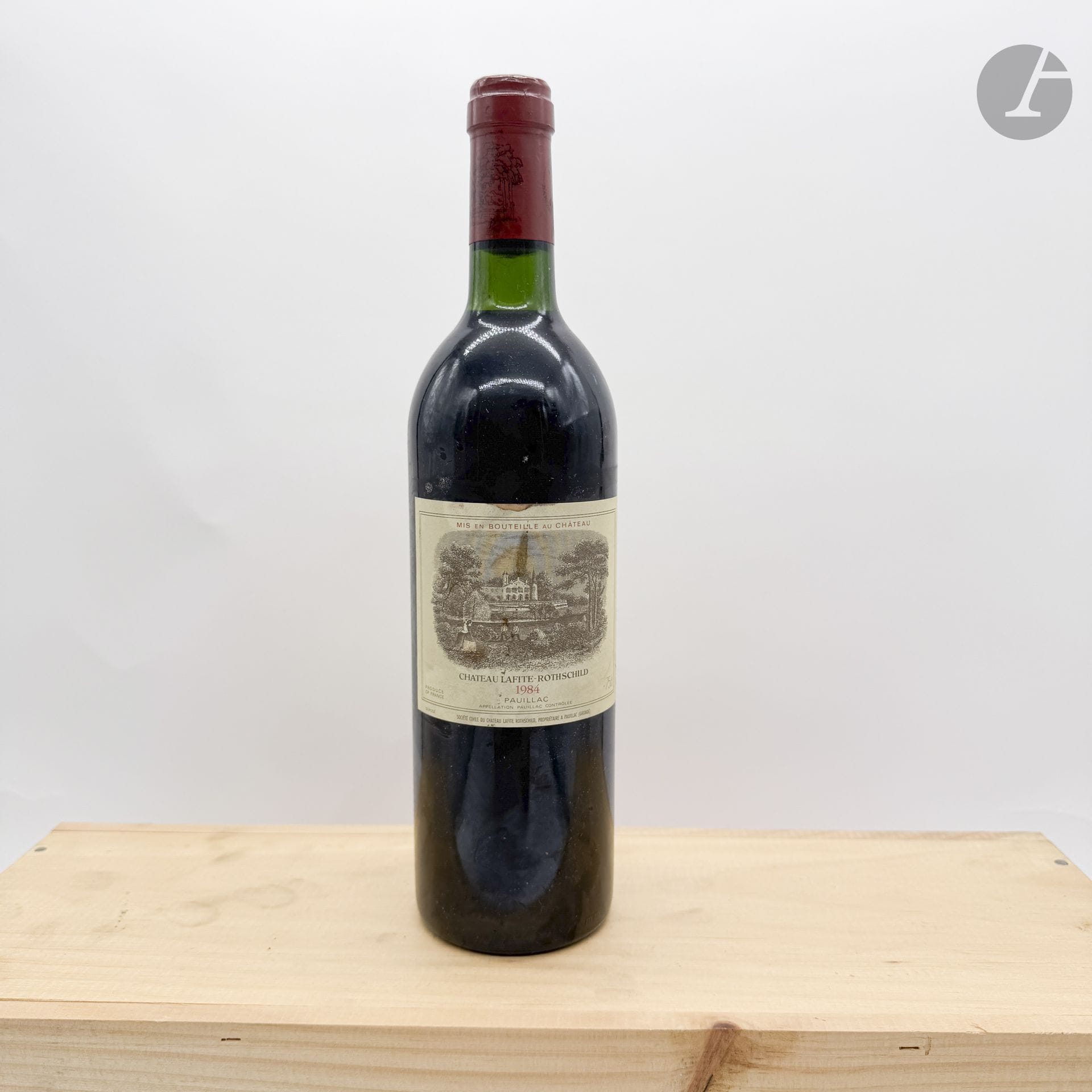 1 B CHÂTEAU LAFITE ROTHSCHILD (T.L.B.+; e.t; capsule incisée côté), GCC1 Pauillac, 1984