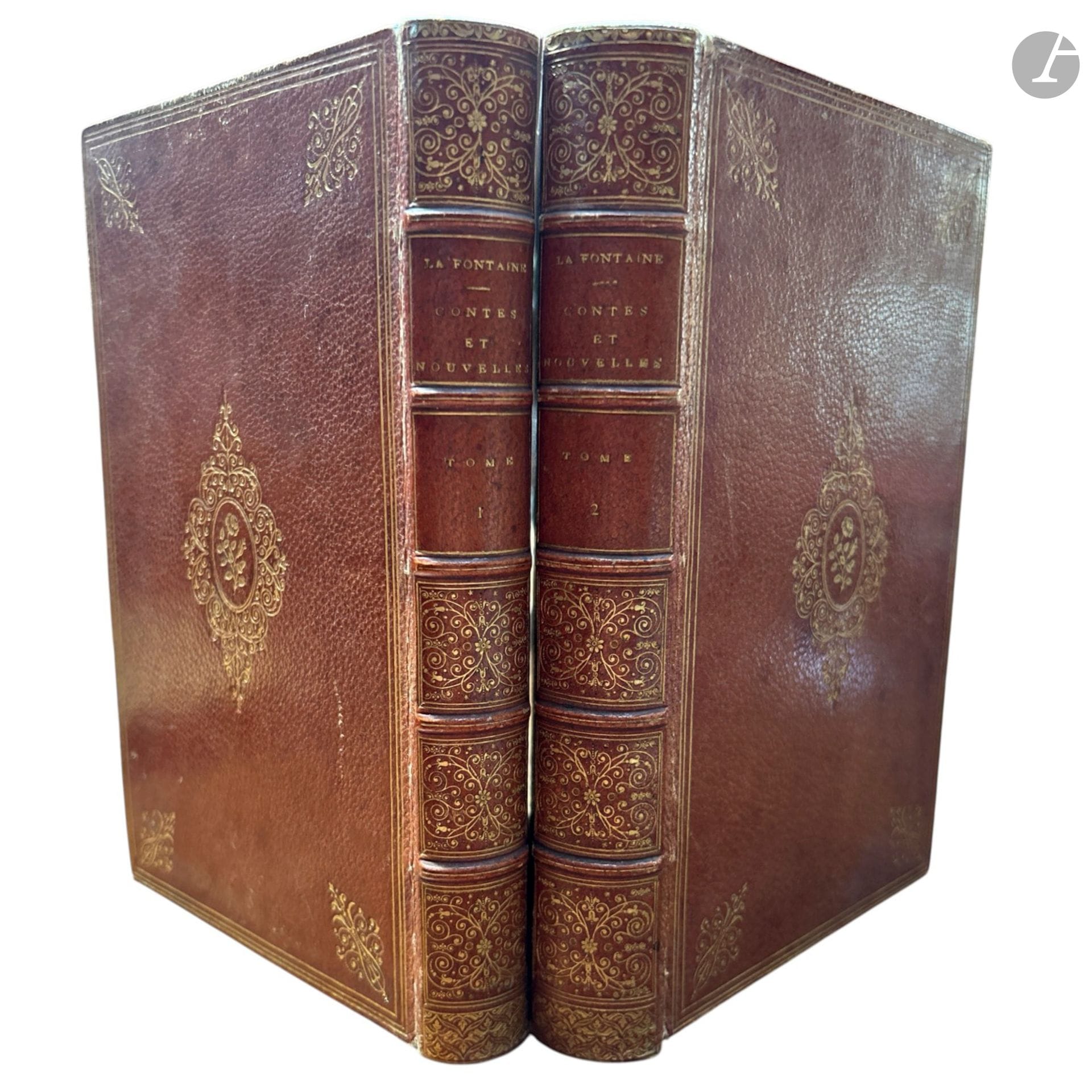 LA FONTAINE (Jean de), Contes et nouvelles en vers, Leclere fils, 1861. Deux tomes (I et II). Tirage à 100 exemplaires, chaque tome numéroté 33. Reliure plein cuir, plats décorés d'une roulette dorée en bordure entourant des motifs aux petits fers aux angles et au centre, dos à cinq nerfs orné, roulette dorée intérieure. 
Agrémentés d'un ex-libris de la bibliothèque du château d'Arcangues. 
(Non collationnés, coins émoussés, mors fendus, usures).

Ce lot provient de la bibliothèque du château d'Arcangues.