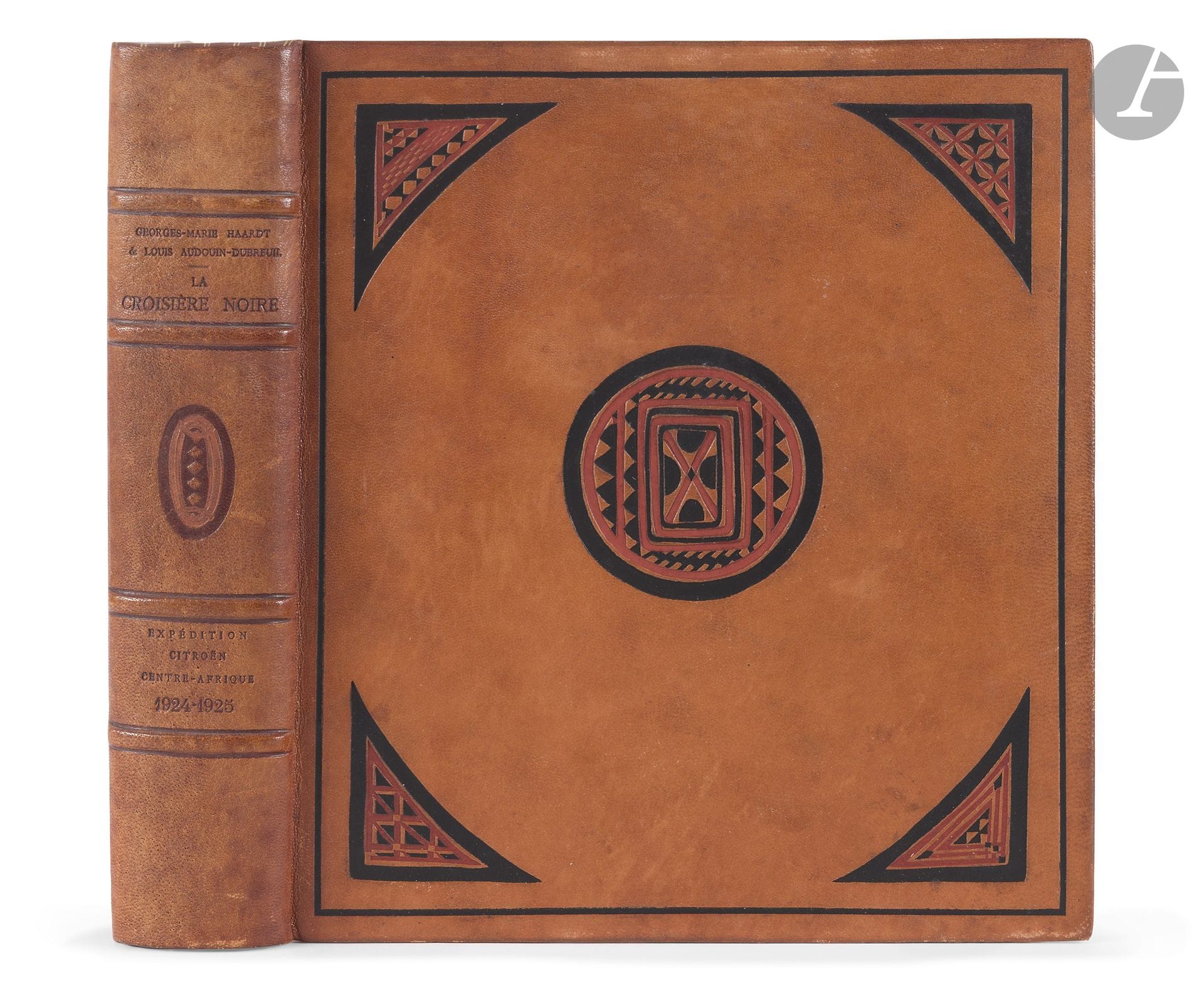 HAARDT (Georges-Marie) - AUDOUIN-DUBREUIL (Louis).
La Croisière noire. Expédition Citroën Centre-Afrique. 
Paris : Librairie Plon, [1927]. — In-4, 279 x 245 : frontispice, (3 ff.), VII, 261 pp., (2 ff.), 79 planches, 1 portrait, 4 cartes, couverture illustrée. Peau de buffle havane, plats ornés d’un filet noir en creux en encadrement, et de quatre écoinçons en léger relief représentant des motifs tribaux différents peints en noir et rouge, médaillon au centre du premier plat, décoré dans le même esprit, dos à nerfs orné, roulette dorée en encadrement à l’intérieur, doublures et gardes de soie moirée marron, tête dorée, non rogné, couverture conservée, étui (reliure de l’éditeur). 
Édition originale tirée à 2500 exemplaires, du second raid automobile organisé en Centre-Afrique par André Citroën et mené par Georges-Marie Haardt (1884-1932) et Louis Audouin-Dubreuil (1887-1960) du 28 octobre 1924 au 26 juin 1925. Il succéda à celui organisé au Sahara en 1922-1923 et précéda celui qui se déroula en Asie en 1931-1932.
L’édition est illustrée d’ornements dessinés par Georges Tcherkessof, de la reproduction en frontispice du tableau de Iacovleff représentant les membres de l’expédition, d’un portrait hors texte d’André Citroën, de Georges-Marie Haardt, de Louis Audouin-Dubreuil et du commandant Bettembourg d’après les dessins de Iacovleff, de nombreuses photographies hors texte, reproduites en rotogravure d’après les clichés pris au cours du voyage, et de 4 cartes dont 3 en couleurs.
Un des 500 exemplaires de tête sur papier Madagascar (n° 95), dans une reliure d’éditeur décorée de motifs tribaux.
Précieux exemplaire du maréchal Hubert Lyautey (1854-1934), enrichi de ce très bel envoi autographe signé de Georges-Marie Haardt :
Au Maréchal Lyautey, // dont nous avons retrouvé l’ineffaçable // souvenir dans toutes nos colonies et à // Madagascar but de notre expédition, // en hommage de respectueuse admiration // pour sa grande œuvre coloniale // Georges-Marie Haardt
Lyautey a consacré sa carrière à l’Afrique, de l’Algérie à Madagascar, avant de devenir l’architecte du Maroc moderne. Son action, à la fois militaire, politique et culturelle, a profondément marqué les territoires sous son autorité, laissant une empreinte durable dans l’histoire des relations franco-africaines. 
Bel exemplaire.
Provenance :
Maréchal Lyautey, avec envoi.