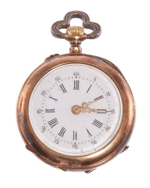 Montre de poche en vermeil, le fond serti de diamants. Poids brut: 19,9 g (Manque)