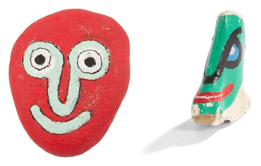 Jean-Joseph SANFOURCHE (1929-2010)

Tête porte bonheur
Galet peint.
Signé.
Joint: Os-visage en plâtre peint. Signé.
15 x 11,5 cm

Provenance: 
Collection Odette Dadoun, Paris.
