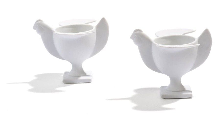 François-Xavier LALANNE (1927-2008)

Cocotte
Deux coquetiers zoomorphes
Épreuves en biscuit
Vendus dans les deux coffrets d’origine
Éditions Porcelaine de Paris
Chaque pièce marquée LALANNE et de la double épée de la Porcelaine de Paris sous la base 
Hauteur : 7,3 cm
