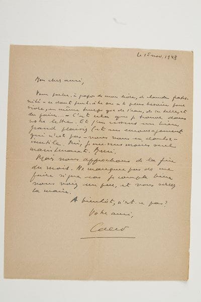 Henri CALET (1904-1956)
L.A.S., 15 novembre 1948, [à Jean Cayrol]; 1 page in-4. «Vous parlez, à propos de mon livre [Le Tout sur le tout], de chaude fraternité - ce dont peut-être on a le plus besoin pour vivre, en même temps que de l'eau, de la terre, et du pain... - C'est cela que je trouve dans votre lettre. Et j'en ressens un bien grand plaisir, et un encouragement qui n'est pas - vous vous en doutez - inutile»