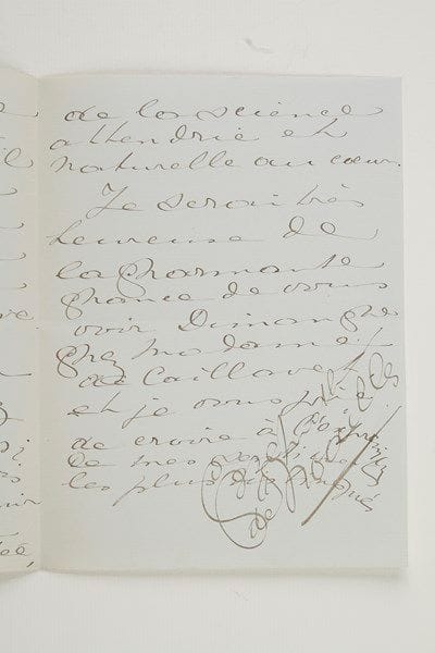 LITTÉRATURE. 8 L.A.S. Maurice Barrès (1904, à Mme Coulangheon, sur la mort de son fils «qui atteint les Lettres françaises»), Charles Guérin (remerciant d'une critique sur Le Coeur solitaire : «Il est curieux que vous lui donniez le pas sur le Semeur de cendres»), Alphonse de Lamartine (à Victor Lechevalier), Dr Joseph-Charles Mardrus (au sujet d'un poème arabe pour mettre en tête du tome I des Nuits), Anna de Noailles (1902, belle lettre à J.-A. Coulangheon le félicitant sur son oeuvre), Henri de Régnier (sur la mort de Coulangheon, plus un poème dactyl. corrigé Les Méduses), Francisque Sarcey, Alfred Vallette (1906, sur la préparation d'un volume posthume de Coulangheon, avec préface d'Anatole France)