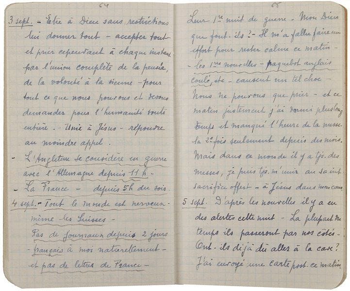 Guerre de 1939-1940. 3 carnets Manuscrits d'une Française en Suisse, 7 mai 1939-31 mai 1940; carnet in-12 de 83 pages et 2 carnets in-8 de 63 et 46 pages, 2 avec cachet Librairie Papeterie Sauvain. Journal intime d'une Française de 50 ans, pieuse, séjournant dans un sanatorium suisse. 28 août. Aveu de sa peur «en entendant toute cette lettre d'Hitler, pleine de choses vraies et fausses - et d'un orgueil énorme. Ruse diabolique chez lui - ou bien s'hypnotise-t-il lui-même avec ses grandes phrases mensongères ?»... 29 août. On approche du «moment fatal où on ne pourra plus espérer la possibilité des négociations [...]. La réponse de H. à la G. Bret. est en route»... 2 septembre. «Je m'attendais à la déclaration de guerre»... 9 septembre. «Nouvelles d'une avance française - occupant les ouvrages d'art Siegfried»... 17 septembre. Nouvelle inquiétude «par les Russes»... 29 septembre. «Pauvre Pologne. Que de héros dans cette lutte farouche»... 29 décembre. La guerre comme châtiment divin... 11 avril. Bataille de Narvik : «Que de vies fauchées»... 14 mai. «Est-ce possible que l'on ait lâché le Luxemb. ? - Et qu'ils avancent en Belgique encore. Mon Dieu quand serons-nous délivrés de ces brutes»... 20 mai. «On a fait appel à Pétain - à Weygand. [...] La bête n'est pas encore à bout»... 22 mai. Prière pour la France et sa victoire «tout de suite sur ces hordes qui saccagent et doivent jubiler de leur triomphe»... 26 mai. «Qu'ont-ils encore fait ces sales Boches, par pure méchanceté ! - Mais la destruction, le massacre, - toutes les misères de l'évacuation en plus - c'est ce qu'ils veulent !»... Etc.{CR} On joint un cahier manuscrit : Éphémerides de la guerre 1939-194 [un blanc]. Période du 6 octobre 1943-2 février 1944; et un autre carnet manuscrit composé de vers, maximes, citations, pensées (1898)
