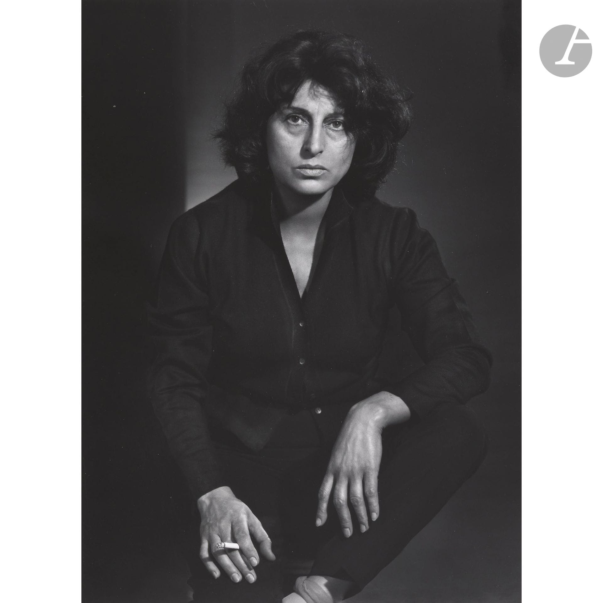 Yousuf Karsh (1908-2002)
Anna Magnani, mai 1958.
Épreuve argentique (c. 1960). Tampon « © Karsh, Ottawa » et titre au verso. 
Image : 34 x 24,7 cm 
Feuille : 35,3 x 25,5 cm
