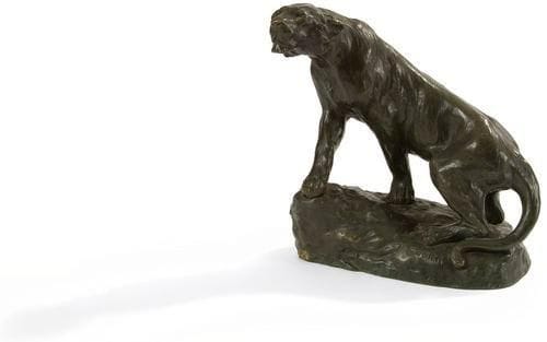 Thomas François CARTIER (1879-1943)
Le Tigre Sculpture en bronze à patine verte. Signée sur la terrasse. H.:20 cm
