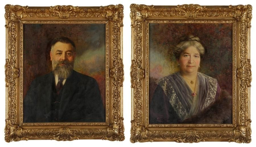 Léonie MICHAUD (1873-?)
Portrait d'homme - Portrait de femme, 1919 2 huiles sur toile. Signées et datées en bas à gauche. 65 x 54 cm chaque