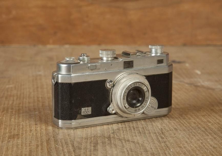 Appareil photographique 24 x 36 mm, Foca. N°59.164B. Objectif Oplar 135 mm