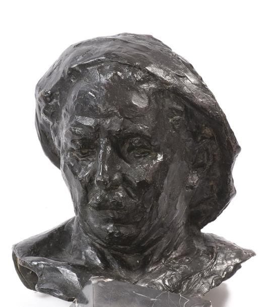 Jacques Louis VILLENEUVE (1865 - 1933)
Portrait d'homme Vers 1930. Bronze à patine brune reposant sur une base en marbre portor. Signature et cachet Valsuani sous l'épaule droite. Hauteur totale: 36 cm