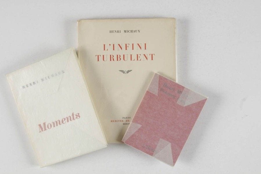 MICHAUX Henri. L’infini turbulent. Paris, Mercure de France, 1957.  In-4, br. Édition originale num. Joints : - Moments. Paris, NRF Le point du jour, 1973. In-8, br. Édition originale num. - Poteaux d’angle. Paris, L’Herne, 1971. Pt in-12.