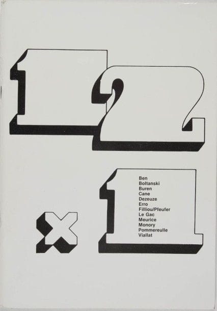 EUROPALIA 12 x 1 (collectif). Ben, Boltanski, Buren, Cane, Dezeuze, Erro, Filliou/Pfeufer, Le Gac, Meurice, Monory, Pommereulle, Viallat. Bruxelles, Europalia, 1975. Boîte in-4 contenant un fascicule bilingue Français-Flamand et 10 brochures originales réalisées par chacun des artistes. Excepté Buren qui donne sa « parole » à la revue « Pour », remplacée par une brochure du collectif Pour écrire la liberté. Joint : - Un tract ronéoté format A4 « Waterloo » d’André Cadere, très critique quant aux artistes participants à Europalia, daté août 1975.