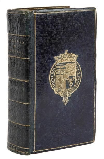BELLEAU (Rémy)
Les Oeuvres poetiques de Remy Belleau. Redigees en deux Tomes. Reveuës corrigees en ceste derniere impression. Tome premier. - Les Odes d'Anacréon teien, poete grec, traduictes en Françoys, par Remy Belleau. Avec quelques petites Hymnes de son invention, autres diverses poësies: Ensemble une Comédie. Paris: Mamert Patisson, 1585. - 2 tomes en un volume in-12, 304 ff., (2 ff.); 154 ff., (8 ff.). Maroquin bleu nuit à long grain, filet doré en encadrement sur les plats, armes dorées au centre du premier plat, dos lisse orné, filet doré sur les chasses, tranches dorées (reliure anglaise du XIXe siècle).

Tchémerzine, I, p. 571.
Deuxième édition collective en partie originale, dédiée à Henri III.
C'est dans le second tome que l'on trouve la comédie intitulée La Reconnue qui parut pour la première fois dans l'édition collective de 1578. Elle "met en scène les rocambolesques aventures d'Antoinette, une jeune nonne poitevine convertie à la Réforme (!), prise comme butin de guerre par un capitaine catholique et objet de nombreuses convoitises matrimoniales, jusqu'à ce que par hasard, un gentilhomme reconnaisse en elle sa fille perdue (d'où le titre de la pièce). Avec cette oeuvre originale, Belleau livra une intéressante comédie de moeurs sur ses contemporains" (Nicolas Ducimetière, Mignonne, allons voir..., p. 158).
Exemplaire enrichi d'un portrait de l'auteur par Radel, collé au recto de la seconde garde blanche. Il est relié aux armes de George Granville Leveson-Gower (1758-1833), premier duc de Sutherland, homme politique et propriétaire terrien britannique. Il comporte également son ex-libris en tant que 3e comte de Gower.
Taches d'encre sans gravité aux feuillets 279 et 280; restauration aux feuillets 99 et 150 dans le second tome, cette dernière affectant très légèrement le texte.
Provenance: George Granville Leveson-Gower, avec ses armes sur le premier plat et son ex-libris. - Bibliothèque de Syston Park, avec ex-libris