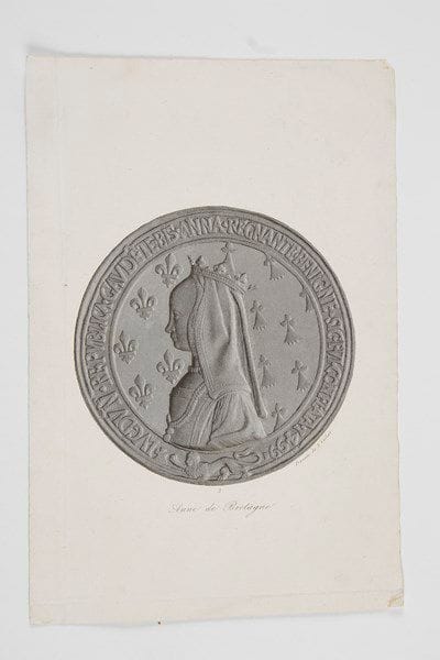 Anne de Bretagne (1476-1514)
Reine de France; duchesse de Bretagne, elle épousa Charles VIII (1491), puis Louis XII (1499).Lettre signée «Anne», Tours 20 juin 1506, à «noz tres chers et bien aimez les bourgeois manans et habitans de Lyon»; contresignée par Marchant; 1 page in-4, adresse.«Nous avons receu les lettres que vous avez escriptes par ce porteur et autres que avez envoyez pardeca, et ouy ce quilz nous ont dit de vostre part, et auregard des affaires de vostre ville, vous pouvez estre seurs que tousjours y serons vostre advocate envers monseigneur [Louis XII], et vous aiderons en tout ce qui nous sera possible, ainsi que nous leur avons dit plusaulong»...