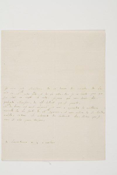 Jeanne Bécu, comtesse DU BARRY (1743-1793) la dernière favorite de Louis XV; elle mourut guillotinée. Lettre autographe, Louveciennes «ce 3 à une heure» [1775?], à Lord Seymour; demi-page in-4.Lettre à son amant, ambassadeur d'Angleterre en France.«Je vous prie Monsieur, de me donner des nouvelles de la nuit de Melle votre fille, et de la votre, car je ne doutte pas que son état ne regle le votre, jespere que vous serais bien persuadé Monsieur, du vif interet que ji prants. Melle du Barry est aussi empressé que moi a aprandre de meillieurs nouvelles de la santé de Melle Seymour, et vous assure de sa tendre amitié. Recevez les assurance des sentiments bien sincers que je vous et voüé pour toujours».On joint une lettre dictée, de l'abbaye du Pont-aux-Dames le 17 [août? 1774] (1 page in-8), où elle avait été reléguée après la mort de Louis XV, avec défense de parler ni d'écrire à personne. Lettre à son homme d'affaires, chargeant M. du Fauga de retirer chaque mois la somme qui lui revient; elle tirera aussi des mandats, en cas de besoin.