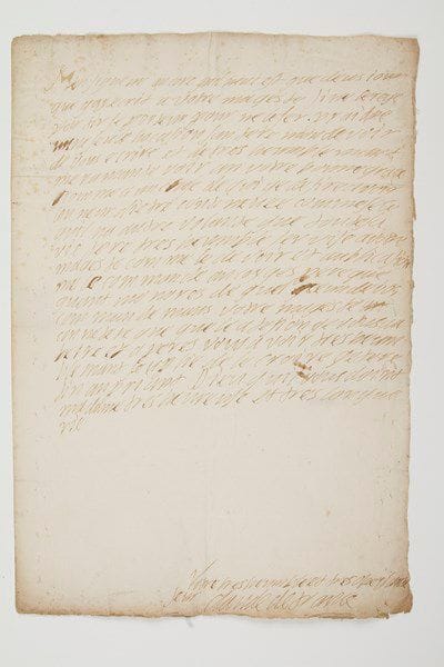 CLAUDE DE FRANCE, duchesse de LORRAINE (1547-1575) fille d'Henri II et Catherine de Médicis, épouse (1559) de Charles III duc de Lorraine et de Bar (1543-1608).Lettre autographe signée «Claude de France», au Roi [Charles IX]; 1 page in-fol., adresse «Au Roy Monsigneur et ferere».Belle lettre à son frère le Roi Charles IX.«Monsigneur ancore quil neni est que deus jour que jay ecrit a votre magesté si ne lerege partir se porteur pour ne leser praidre une seule hocasion sans fere mon devoir de vous ecrire et de tres humblemant me ramantevoir en votre bonne grace comme a un chose de qui ge desire avoir lonneur di etre contineuée comme sele quil na autre volonté que toute sa vie fere tres heumble servise a votre magesté comme le devoir et aublicasion me le commande an coy gespere que quant monores de quelqeun de vos commandemans votre magesté conneteré que quele afesion ge vous aubeiré [...] Votre tres heumble et tres obeissante seur Claude de France».